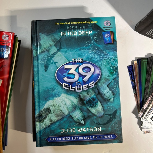 39 Clues Hardcover Books 1-8 plus bonus book and cards - Picture 5 of 16